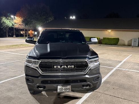 Used 2022 RAM 1500 Limited image 8
