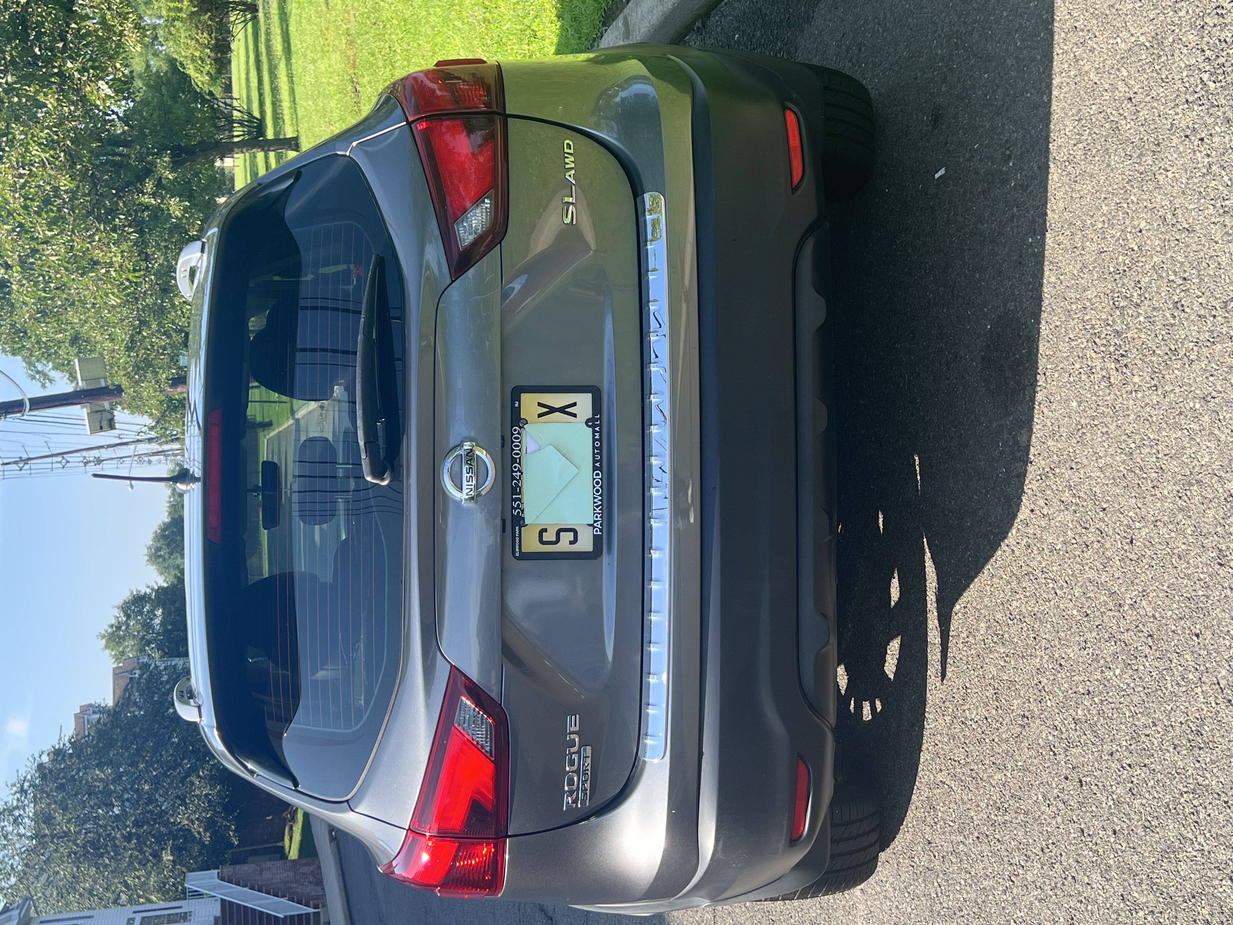 Used 2017 Nissan Rogue Sport SL AWD/4WD image 5