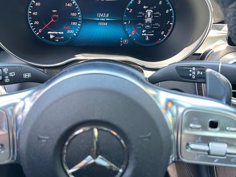 Used 2020 Mercedes-Benz GLC 63 AMG 4MATIC image 15