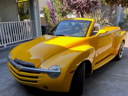 Used 2005 Chevrolet SSR w/ Preferred Equipment Group