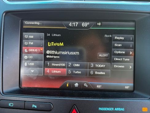 Used 2016 Ford Explorer Limited image 9