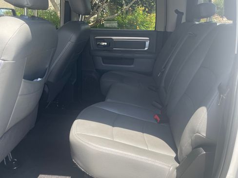 Used 2018 RAM 1500 Big Horn AWD/4WD image 11