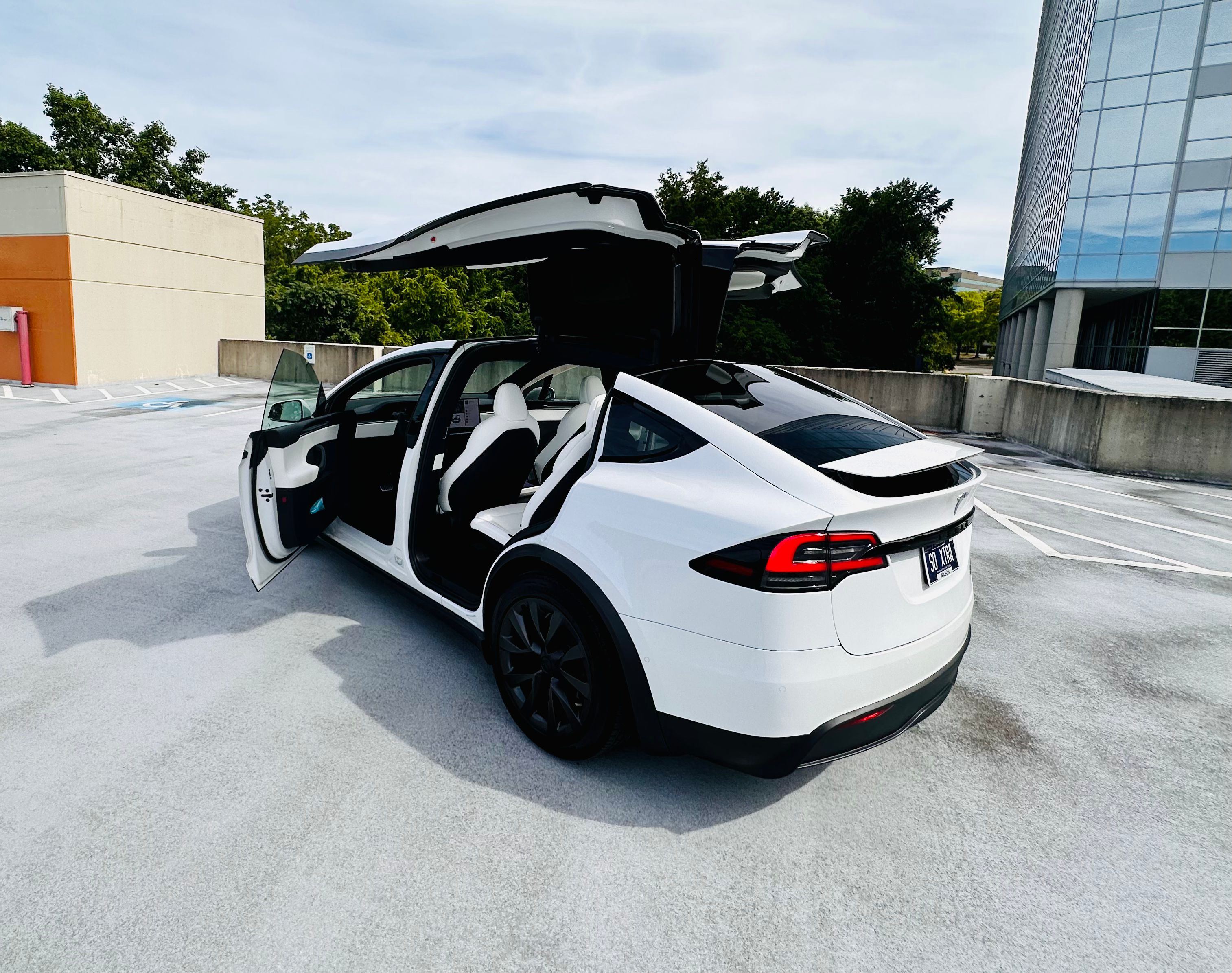 Used 2022 Tesla Model X Plaid AWD/4WD image 11