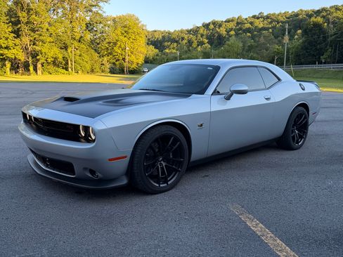 Used 2021 Dodge Challenger R/T Scat Pack RWD image 1