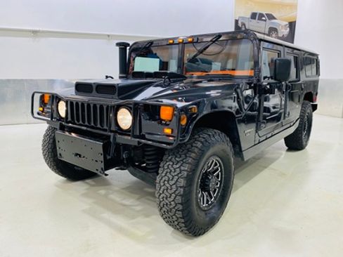 Used 1998 HUMMER H1 4-Door Wagon image 2