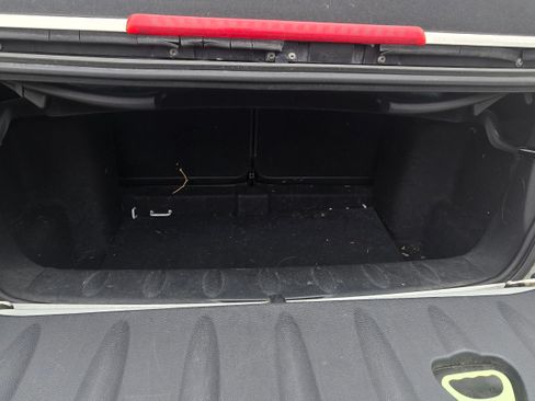 Used 2011 MINI Cooper Convertible image 9