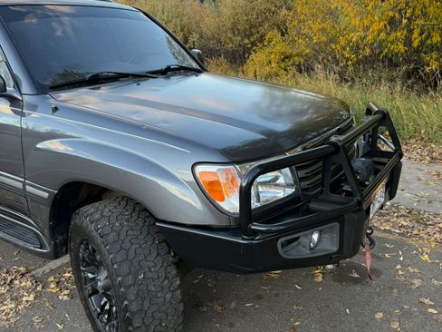 Used 2003 Toyota Land Cruiser image 30