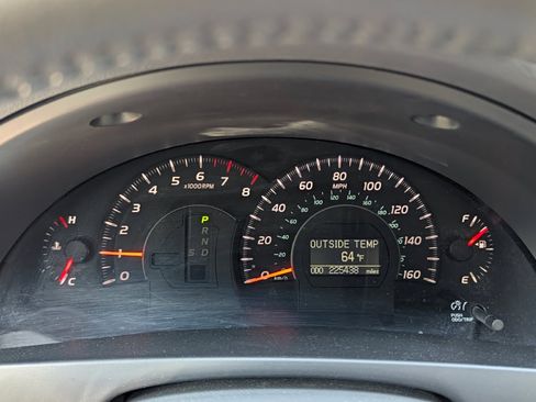 Used 2009 Toyota Camry XLE FWD image 10