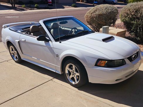 Used 2004 Ford Mustang GT Premium image 1