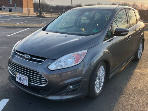 Used 2015 Ford C-MAX SEL w/ Equipment Group 302A image 1