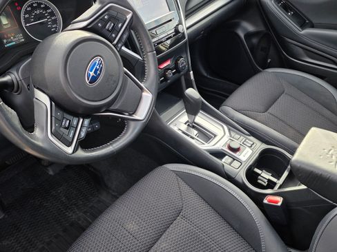 Used 2019 Subaru Forester Premium w/ All-Weather Package image 5