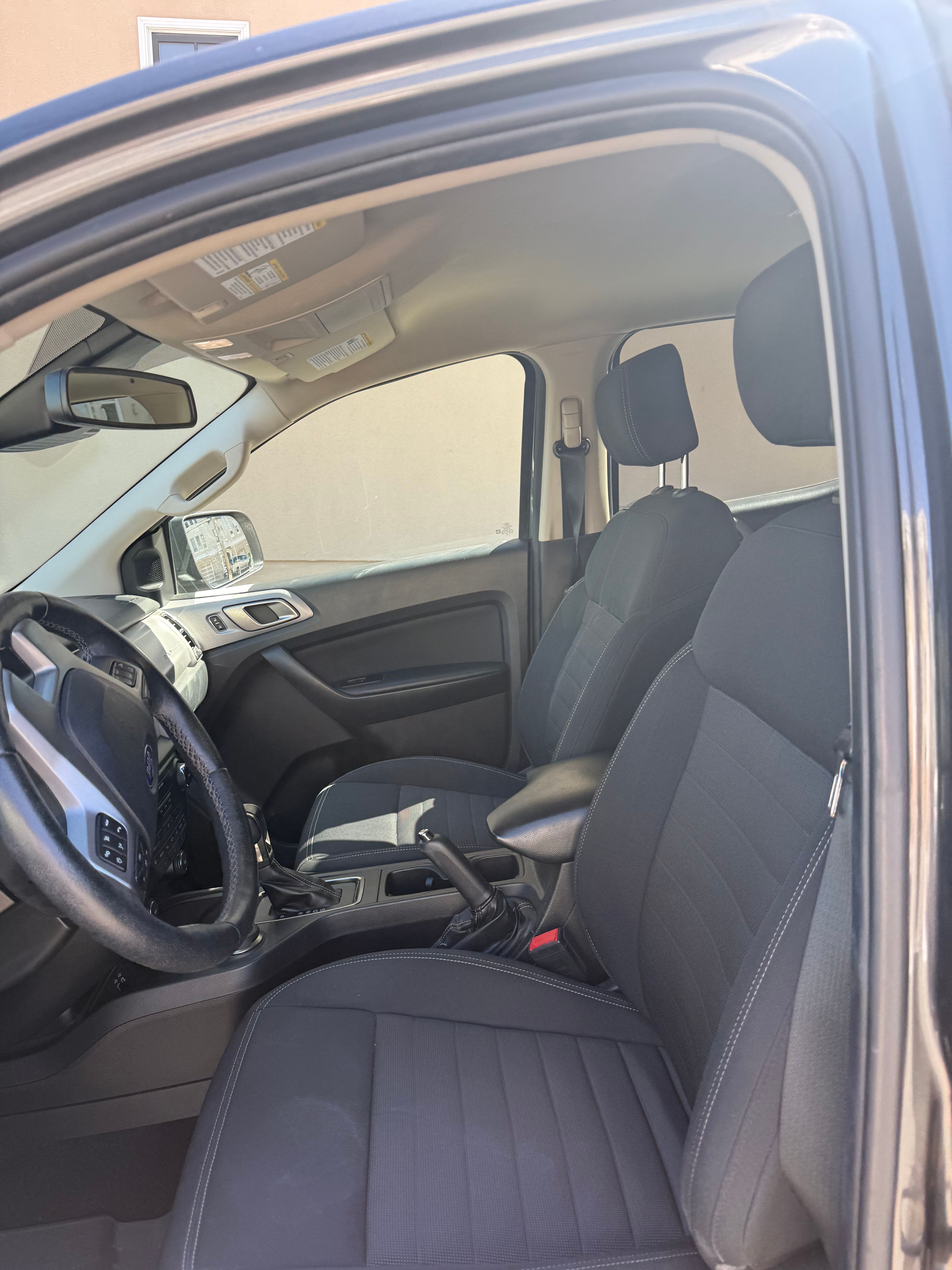 Used 2019 Ford Ranger XLT w/ Equipment Group 302A Luxury AWD/4WD image 11