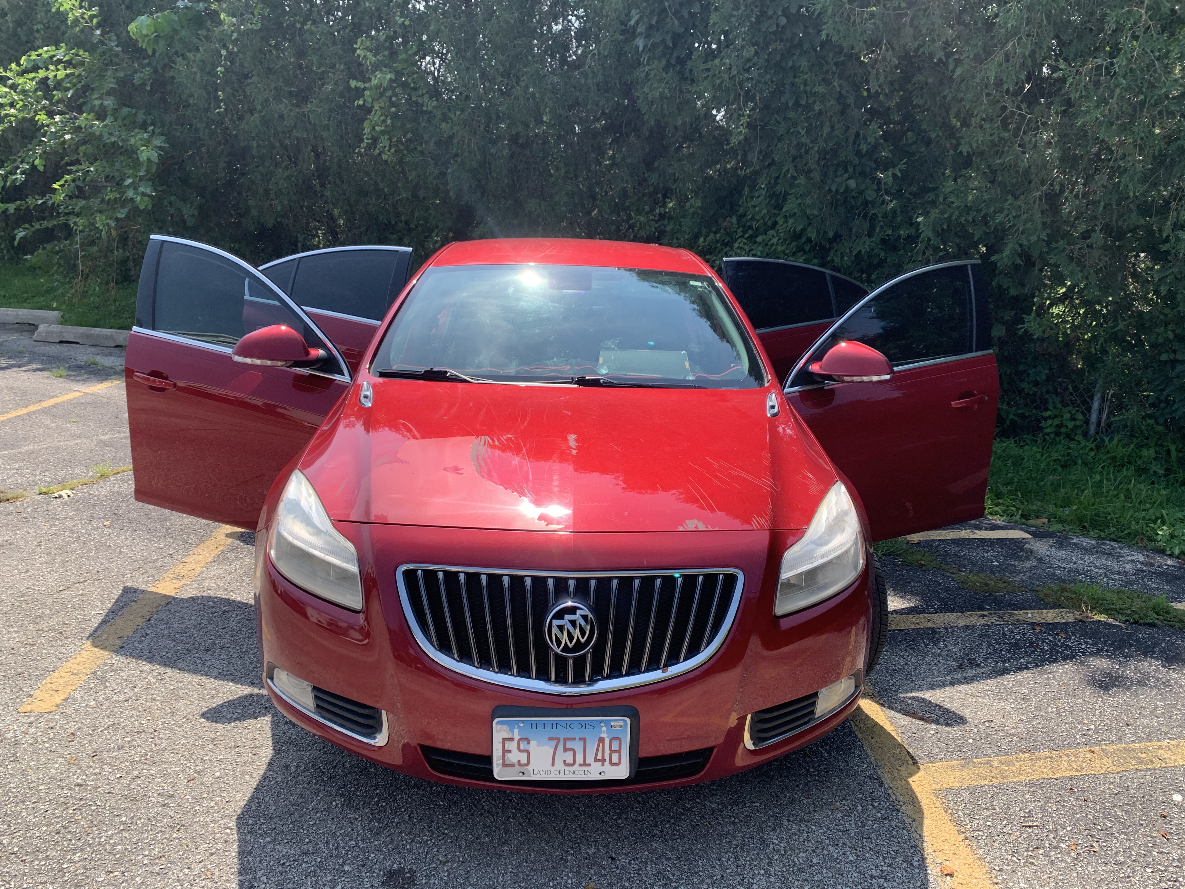 Used 2012 Buick Regal Leather FWD image 2
