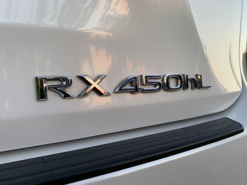 Used 2022 Lexus RX 450hL AWD w/ Premium Package image 25
