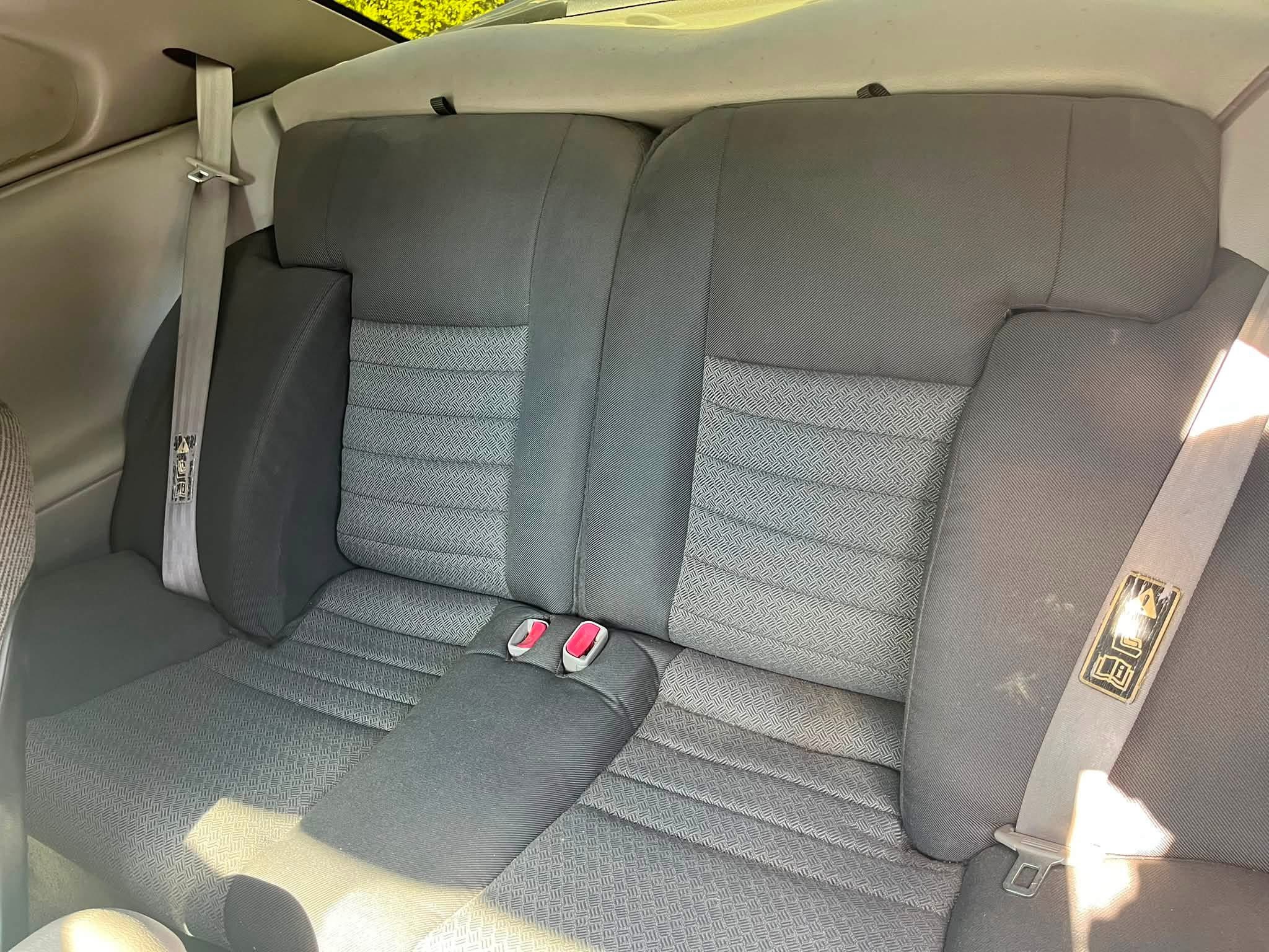 Used 2000 Ford Mustang GT RWD image 12