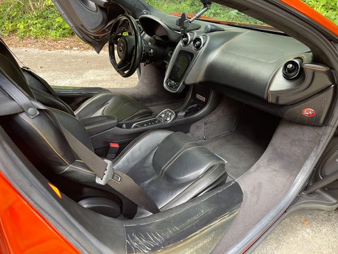 Used 2017 McLaren 570S Coupe image 17