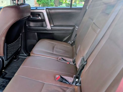 Used 2022 Toyota 4Runner Limited image 19