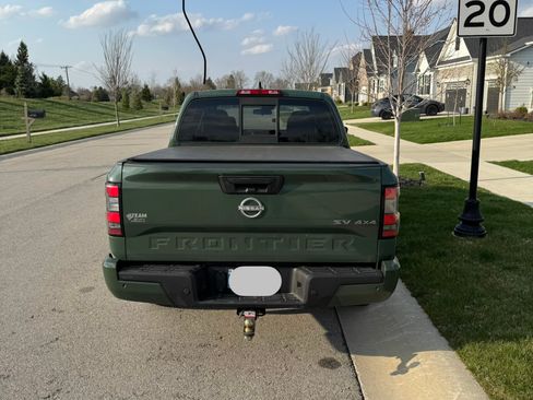 Used 2022 Nissan Frontier SV image 6