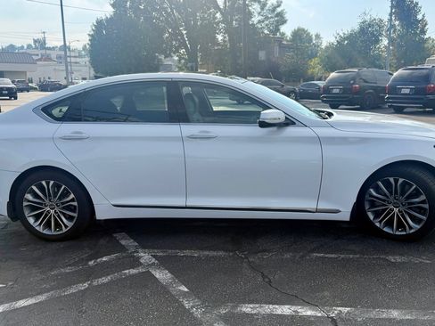 Used 2016 Hyundai Genesis 3.8 w/ Option Group 03 image 5