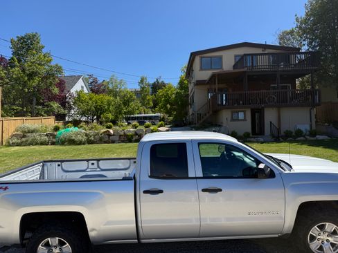 Used 2014 Chevrolet Silverado 1500 LT w/ LT Convenience Package AWD/4WD image 5