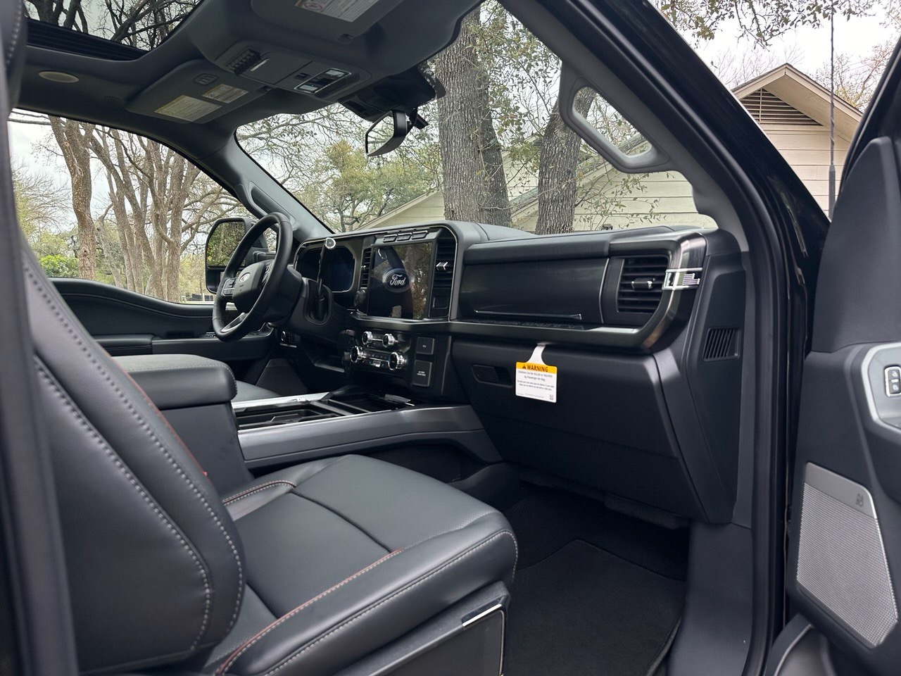 Used 2024 Ford F250 Lariat w/ Lariat Ultimate Package AWD/4WD image 8