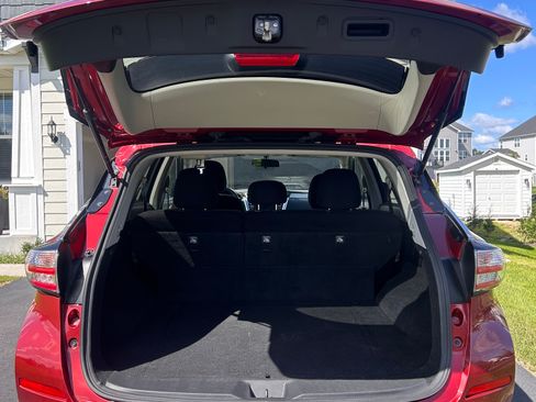 Used 2017 Nissan Murano S w/ Navigation Package image 10