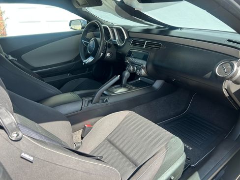 Used 2011 Chevrolet Camaro LS w/ Silver Stripe Package RWD image 11