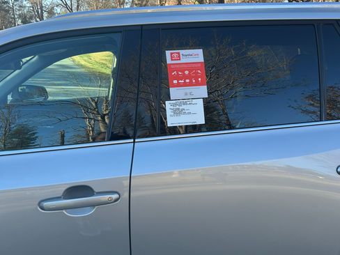 Used 2026 Toyota Grand Highlander AWD Hybrid image 2