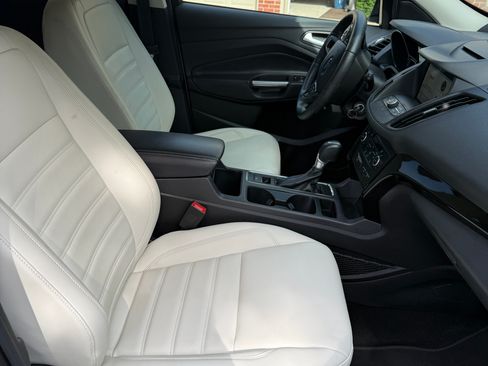 Used 2018 Ford Escape SEL w/ SEL Sport Appearance Package AWD/4WD image 20