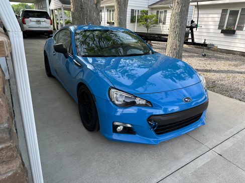 Used 2016 Subaru BRZ Series.HyperBlue RWD image 2
