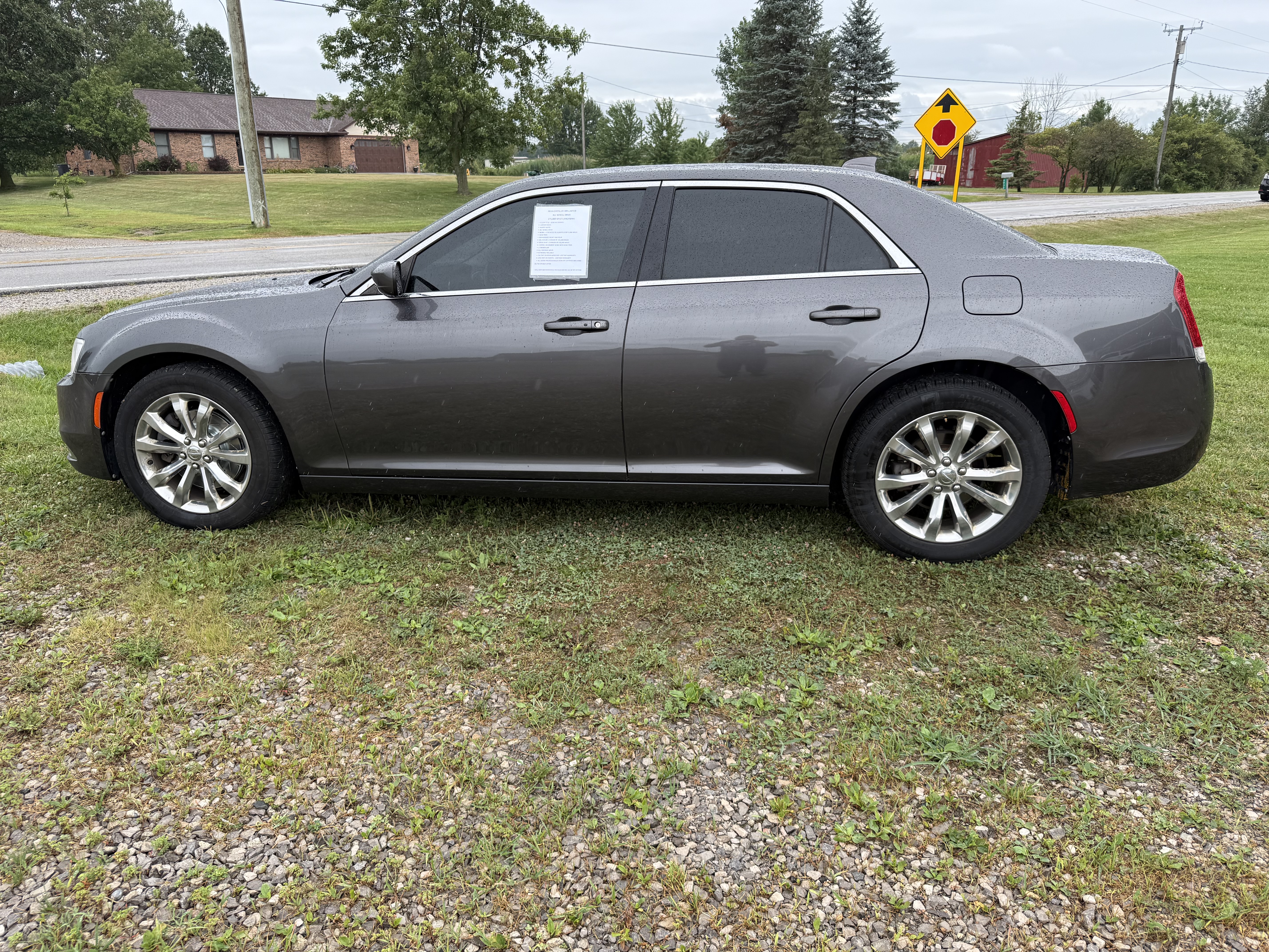 Used 2016 Chrysler 300 Limited AWD/4WD image 2