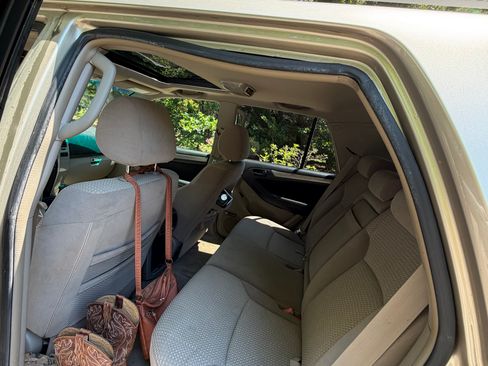 Used 2005 Toyota 4Runner SR5 image 6