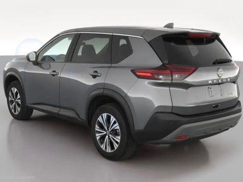 Used 2023 Nissan Rogue SV AWD/4WD image 2