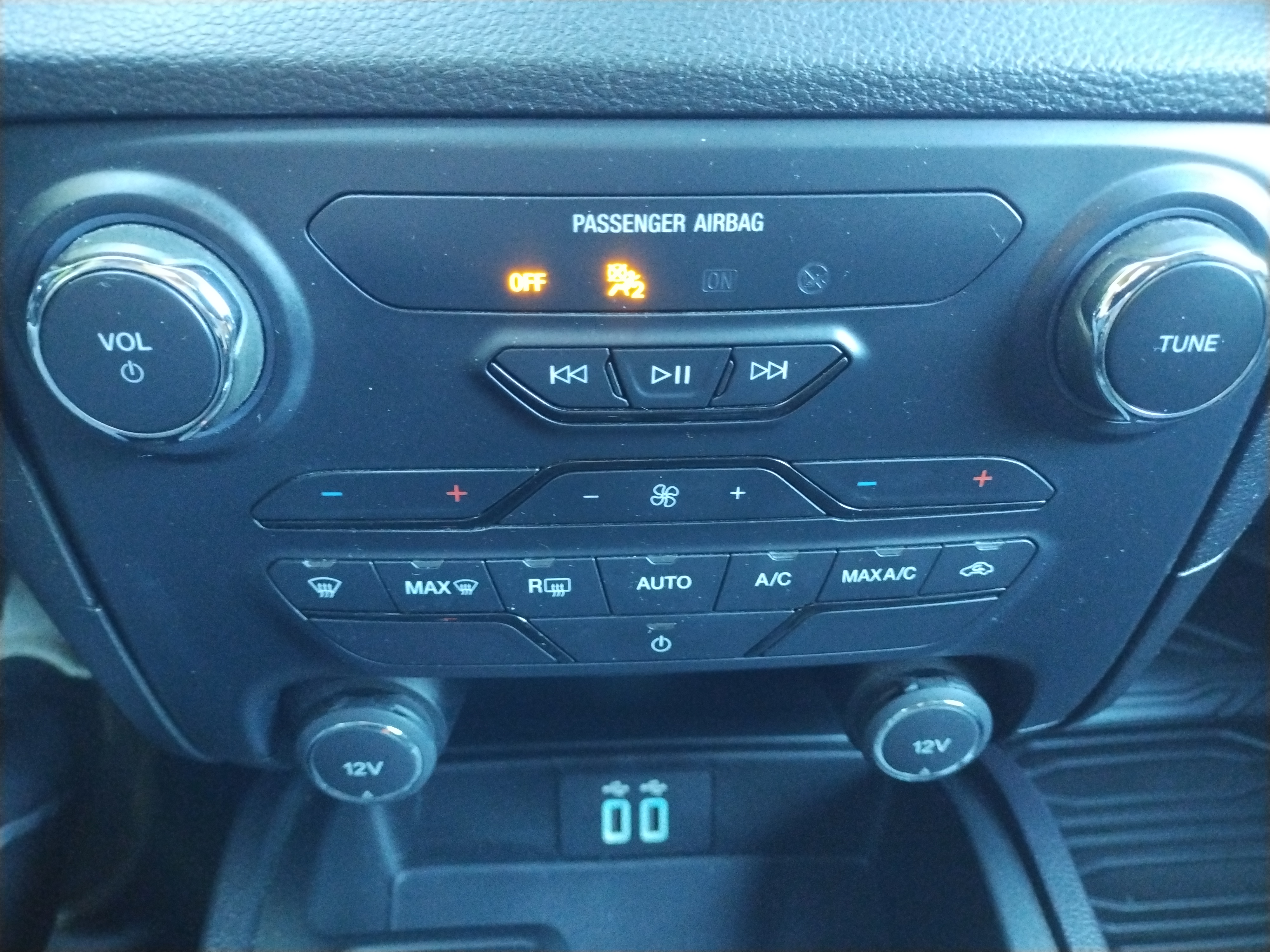 Used 2021 Ford Ranger XLT w/ Equipment Group 301A Mid AWD/4WD image 9