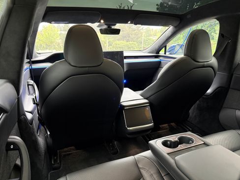 Used 2022 Tesla Model S Standard Range AWD/4WD image 15