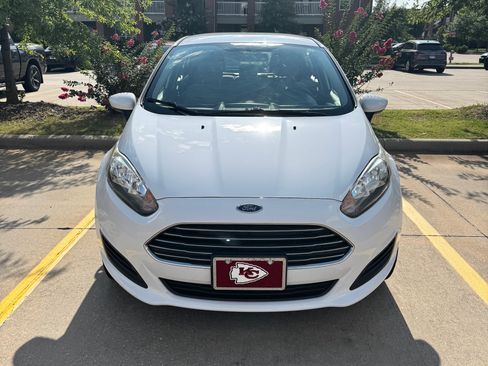 Used 2019 Ford Fiesta SE FWD image 8