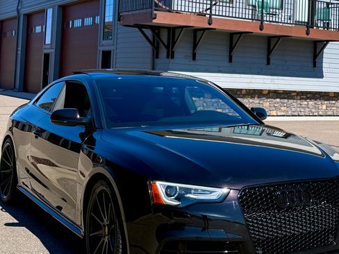 Used 2015 Audi RS 5 Coupe AWD/4WD image 4