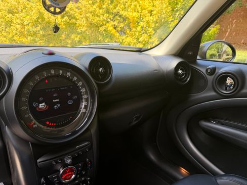 Used 2016 MINI Cooper Countryman S FWD image 5