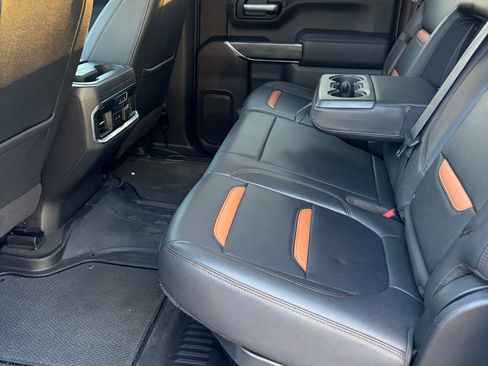Used 2021 GMC Sierra 1500 AT4 w/ AT4 Premium Package AWD/4WD image 13