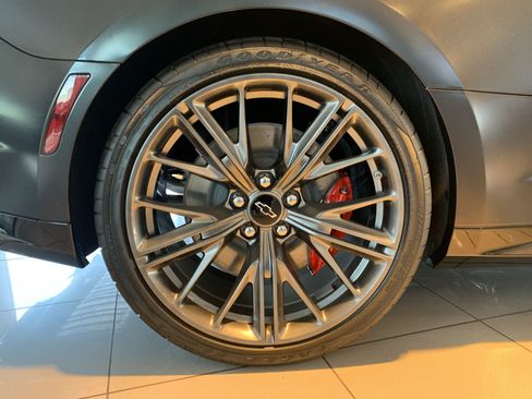 Used 2024 Chevrolet Camaro ZL1 image 29