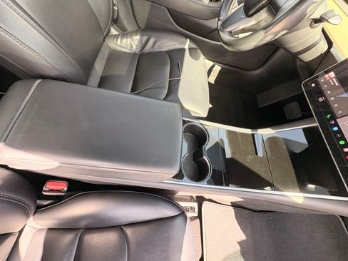 Used 2018 Tesla Model 3 Long Range image 15