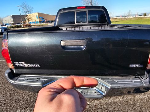 Used 2006 Toyota Tacoma 4x4 Access Cab image 4