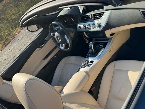 Used 2012 BMW Z4 sDrive28i image 22