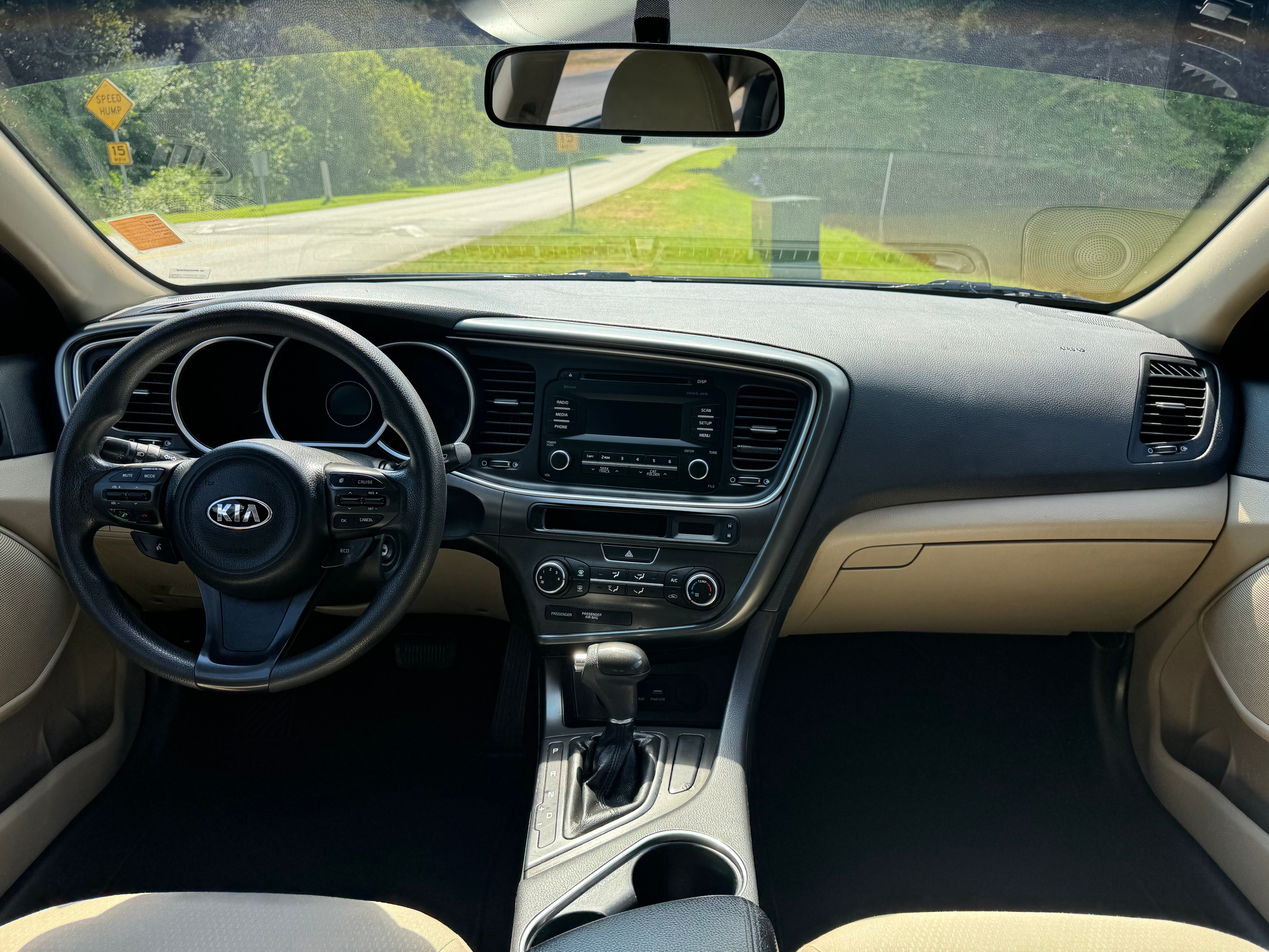 Used 2015 Kia Optima LX FWD image 15