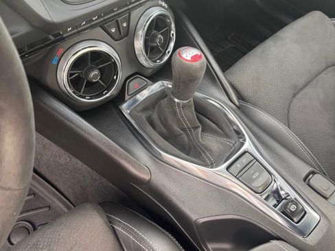 Used 2020 Chevrolet Camaro SS image 10