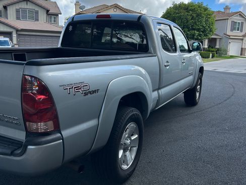 Used 2007 Toyota Tacoma PreRunner RWD image 8
