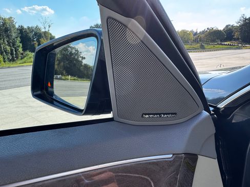 Used 2013 Mercedes-Benz E 350 Sedan image 10