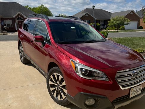 Used 2017 Subaru Outback 2.5i Limited image 13