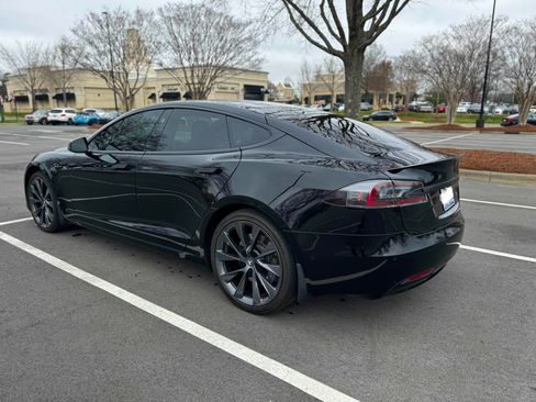 Used 2020 Tesla Model S Long Range Plus image 8
