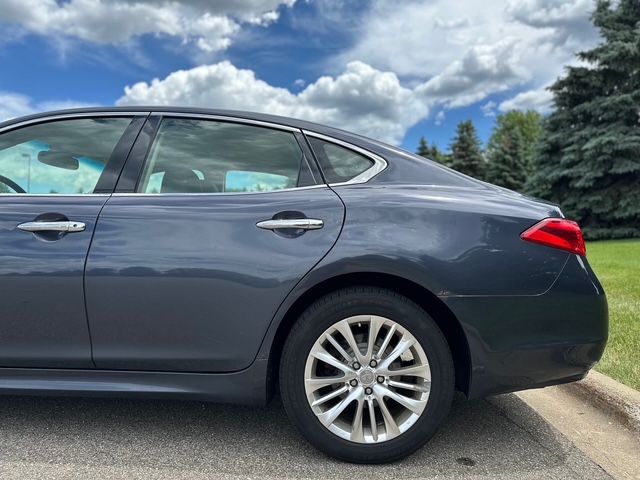 Used 2011 INFINITI M56 x w/ Deluxe Touring Pkg AWD/4WD image 15
